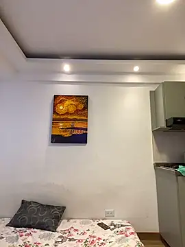 Snapshot of ateneacute chatting on 04/06/26, 07:04 ateneacute online show from 04/06/26, 07:04