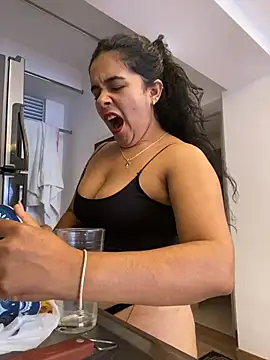 Snapshot of ateneacute chatting on 03/20/26, 06:09 ateneacute online show from 03/20/26, 06:09