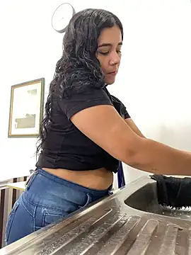 Snapshot of ateneacute chatting on 03/31/26, 01:13 ateneacute online show from 03/31/26, 01:13