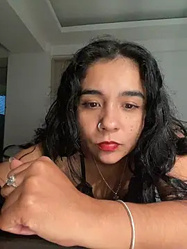 Snapshot of ateneacute chatting on 03/12/26, 04:18 ateneacute online show from 03/12/26, 04:18