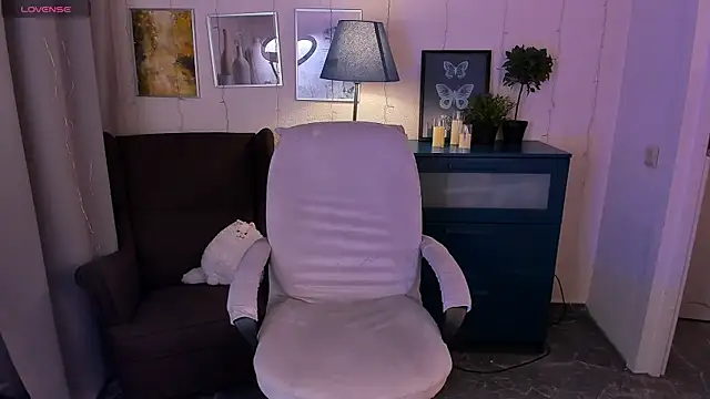 SarahShelby online show from 02/19/26, 06:32