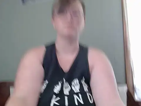 Snapshot of Pupghostt chatting on 07/18/26, 04:15 Pupghostt online show from 07/18/26, 04:15
