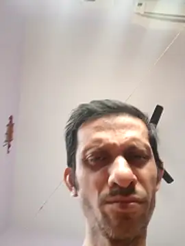 Snapshot of juicy--cock chatting on 03/26/26, 03:38 juicy--cock online show from 03/26/26, 03:38