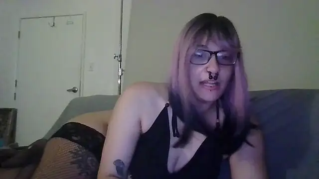 GabbyDaniella online show from 05/03/26, 09:25