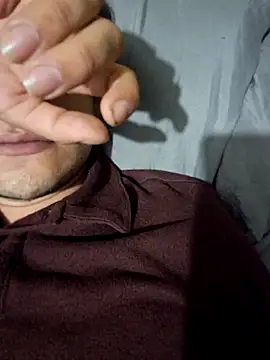 angelm123456 online show from 12/21/25, 03:08