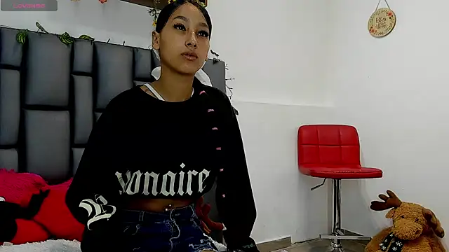 Snapshot of Celeste_71 chatting on 07/08/26, 12:39 Celeste 71 online show from 07/08/26, 12:39