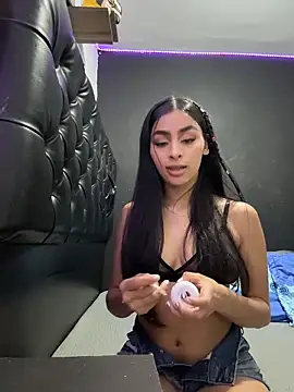 ManuelaEvans  online show from 02/09/26, 09:46