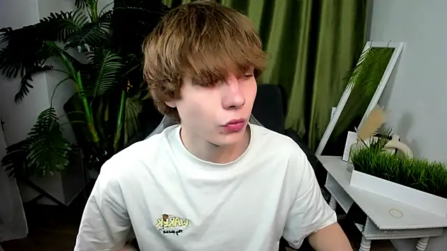 andyyzzz online show from 07/01/26, 07:03