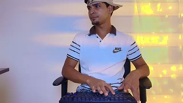 Alejandro Dirty online show from 12/21/25, 10:10