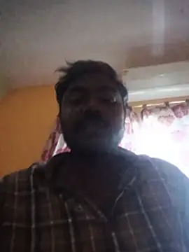 Snapshot of Tamilpaiyan07 chatting on 06/30/26, 04:45 Tamilpaiyan07 online show from 06/30/26, 04:45