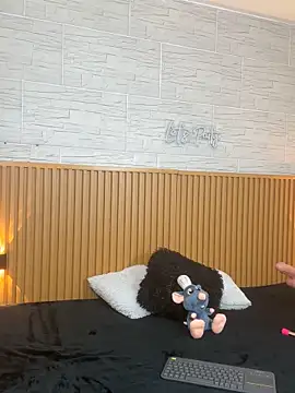 Electra Joness online show from 02/05/26, 12:28