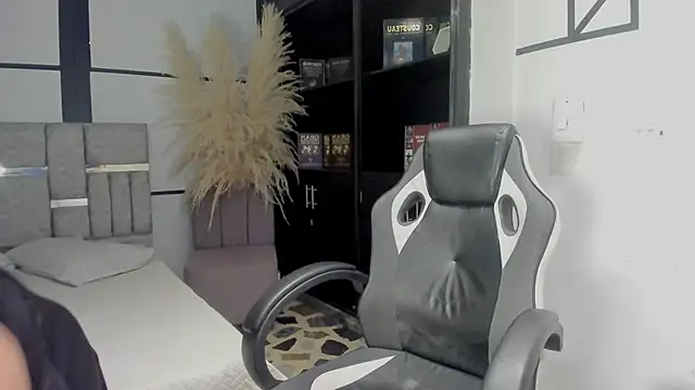 AmbarBrownn  online show from 03/24/26, 08:20