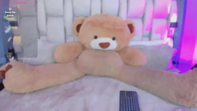  PaulinaDoll  online show from 04/16/26, 04:46