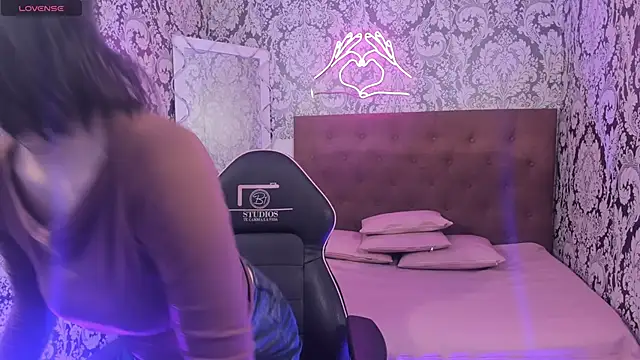 LEAH TAY online show from 01/07/26, 11:59