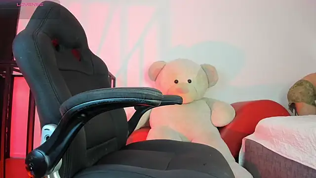 Charlotteinpole online show from 02/13/26, 04:12