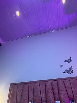 Violetta Moretti online show from 01/15/26, 12:36