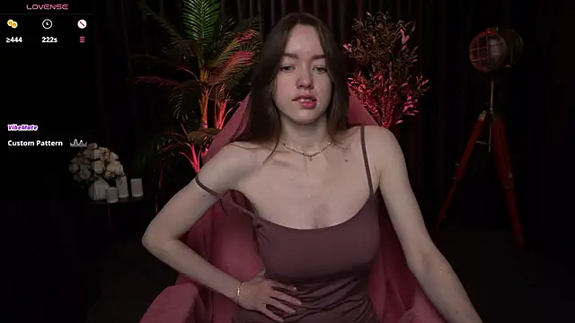 Velouraa online show from 03/01/26, 10:10