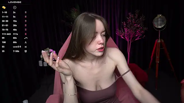 Velouraa online show from 03/26/26, 11:02