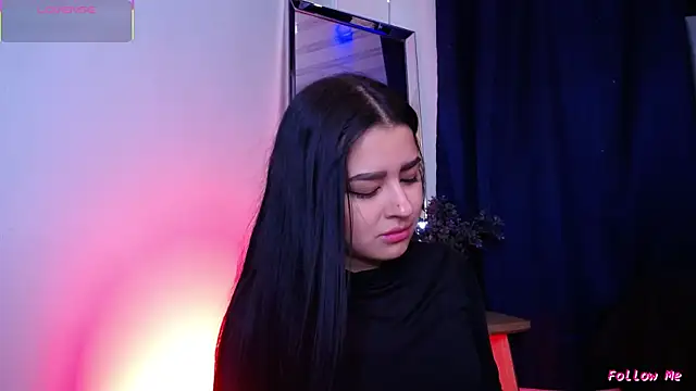 Snapshot of Emilyy05_ chatting on 03/01/26, 03:39 Emilyy05 online show from 03/01/26, 03:39