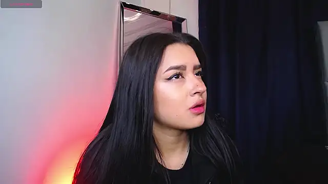 Emilyy05  online show from 03/26/26, 01:04