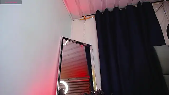 Emilyy05  online show from 03/25/26, 01:28