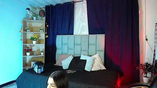 Snapshot of Emilyy05_ chatting on 01/06/26, 03:10 Emilyy05 online show from 01/06/26, 03:10