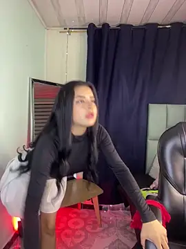 Emilyy05  online show from 04/14/26, 01:10