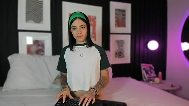 leslie thompson online show from 01/06/26, 08:13