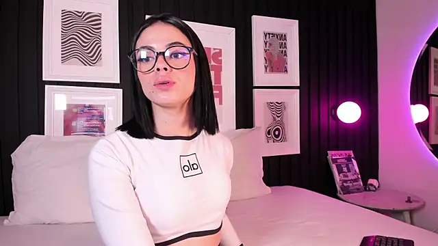 leslie thompson online show from 01/05/26, 07:28