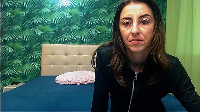 Snapshot of Stella_John chatting on 01/18/25, 03:20 Stella John online show from 01/18/25, 03:20