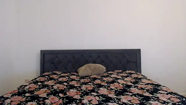 Snapshot of Stella_John chatting on 09/23/25, 05:58 Stella John online show from 09/23/25, 05:58