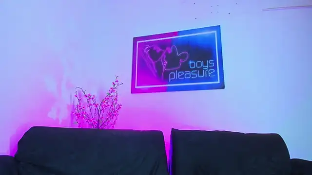 Snapshot of Pleasure_boys_hot chatting on 03/22/26, 06:53 Pleasure boys hot online show from 03/22/26, 06:53