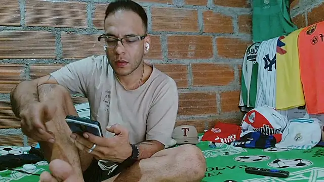 Alphamaster 92 online show from 02/21/26, 03:41