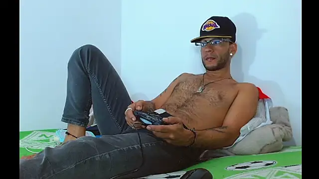 Alphamaster 92 online show from 04/04/26, 04:08