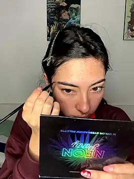 junorise23 online show from 01/10/26, 03:35