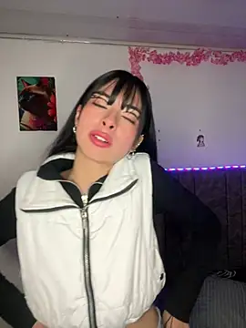 junorise23 online show from 04/11/26, 04:31