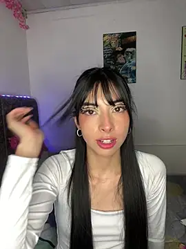 junorise23 online show from 03/25/26, 04:01