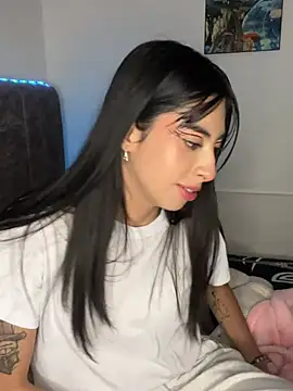 junorise23 online show from 03/16/26, 03:58