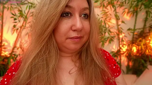 HappyLisa online show from 02/10/26, 06:29