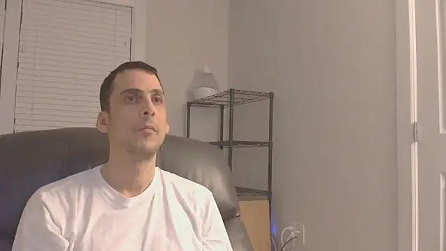 Snapshot of SissyJosh chatting on 12/20/25, 03:20 SissyJosh online show from 12/20/25, 03:20