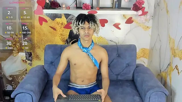 Victor LatinBoy online show from 02/17/26, 03:04