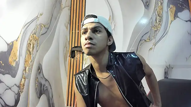 Victor LatinBoy online show from 01/11/26, 12:01