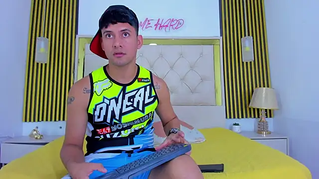 Sweet kevin1 online show from 12/20/25, 04:04