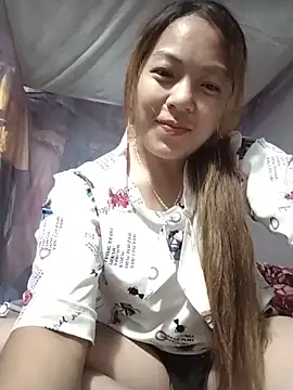 Snapshot of Lucky_cutee chatting on 06/21/26, 01:28 Lucky cutee online show from 06/21/26, 01:28