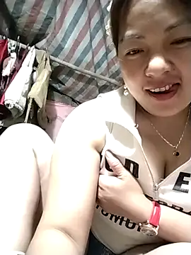 Lucky cutee online show from 02/17/26, 01:03