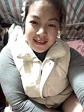 Lucky cutee online show from 02/23/26, 12:28