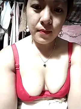 Snapshot of Lucky_cutee chatting on 05/12/26, 11:49 Lucky cutee online show from 05/12/26, 11:49