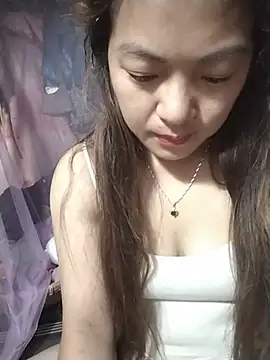 Snapshot of Lucky_cutee chatting on 06/28/26, 11:22 Lucky cutee online show from 06/28/26, 11:22