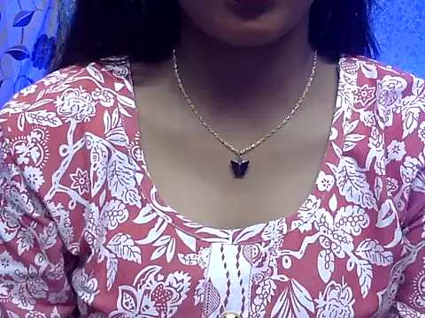 cute Dirty Diva online show from 07/13/26, 03:44