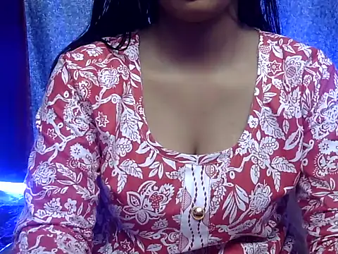 cute Dirty Diva online show from 04/12/26, 02:42